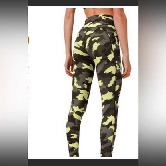 Lululemon 🍋 Fast and Free HR Crop 23” - Picture 2 of 7